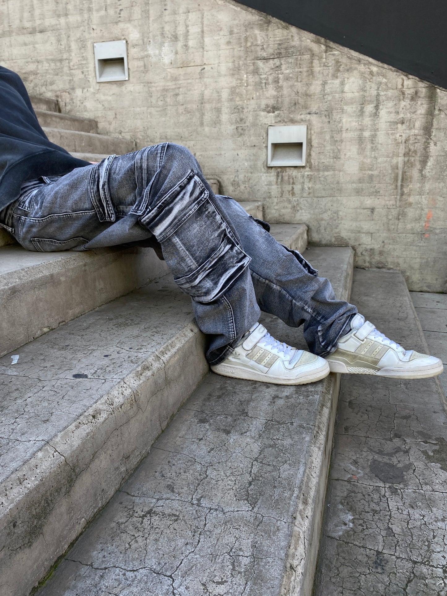 Jeans Cargo GrayTop ( Loose Fit )