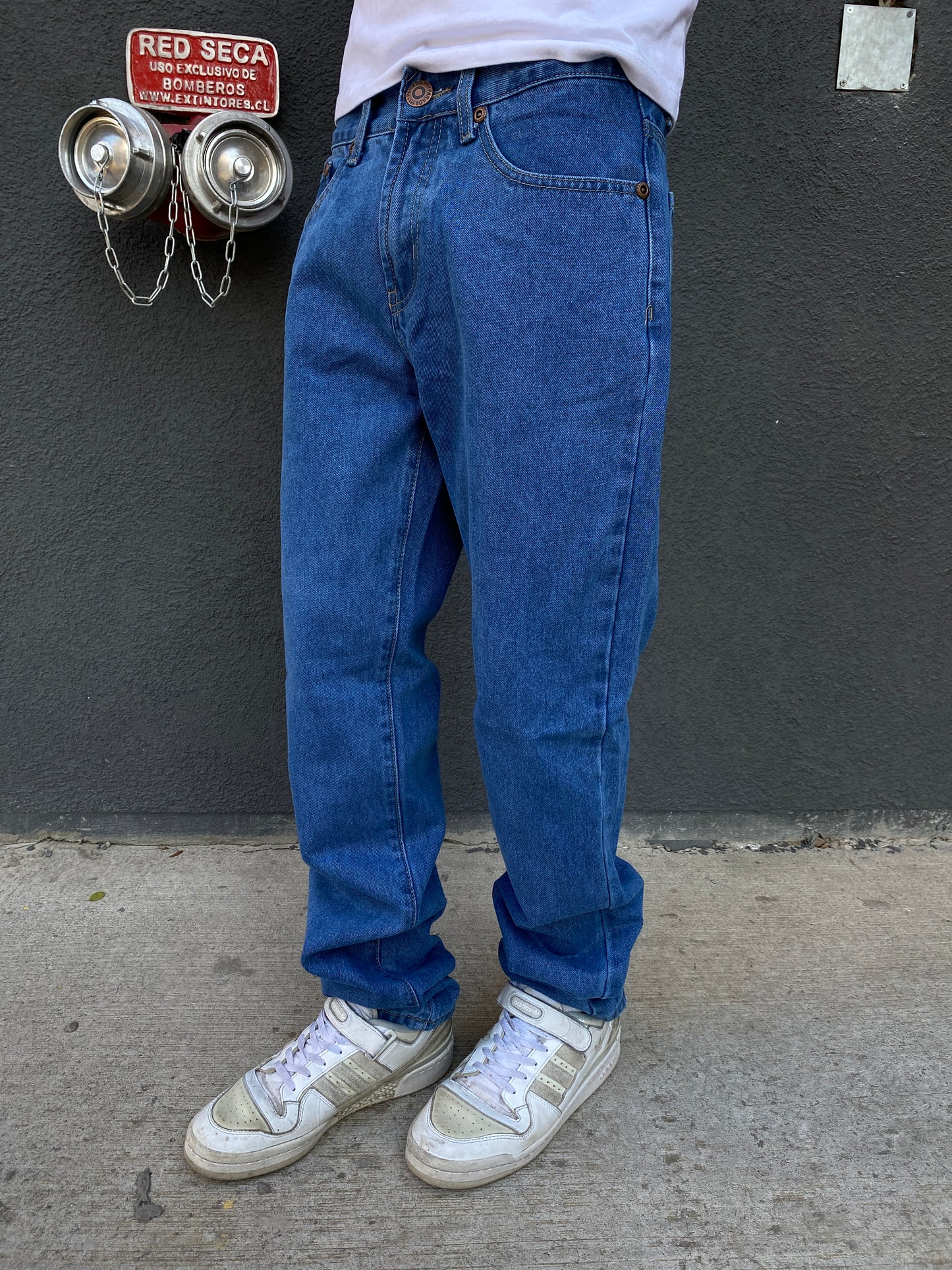 Jean Clásico Sky (ajuste recto)