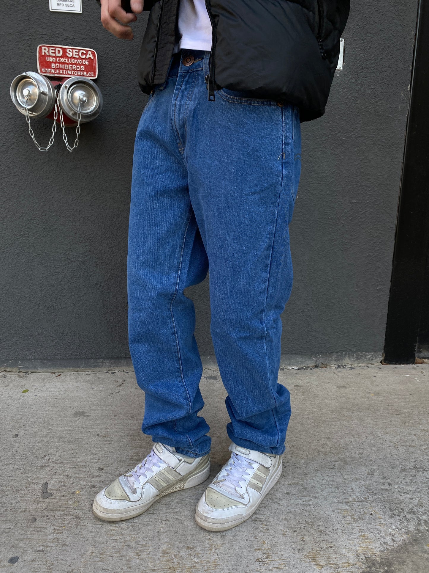 Jean Clásico Sky (ajuste recto)